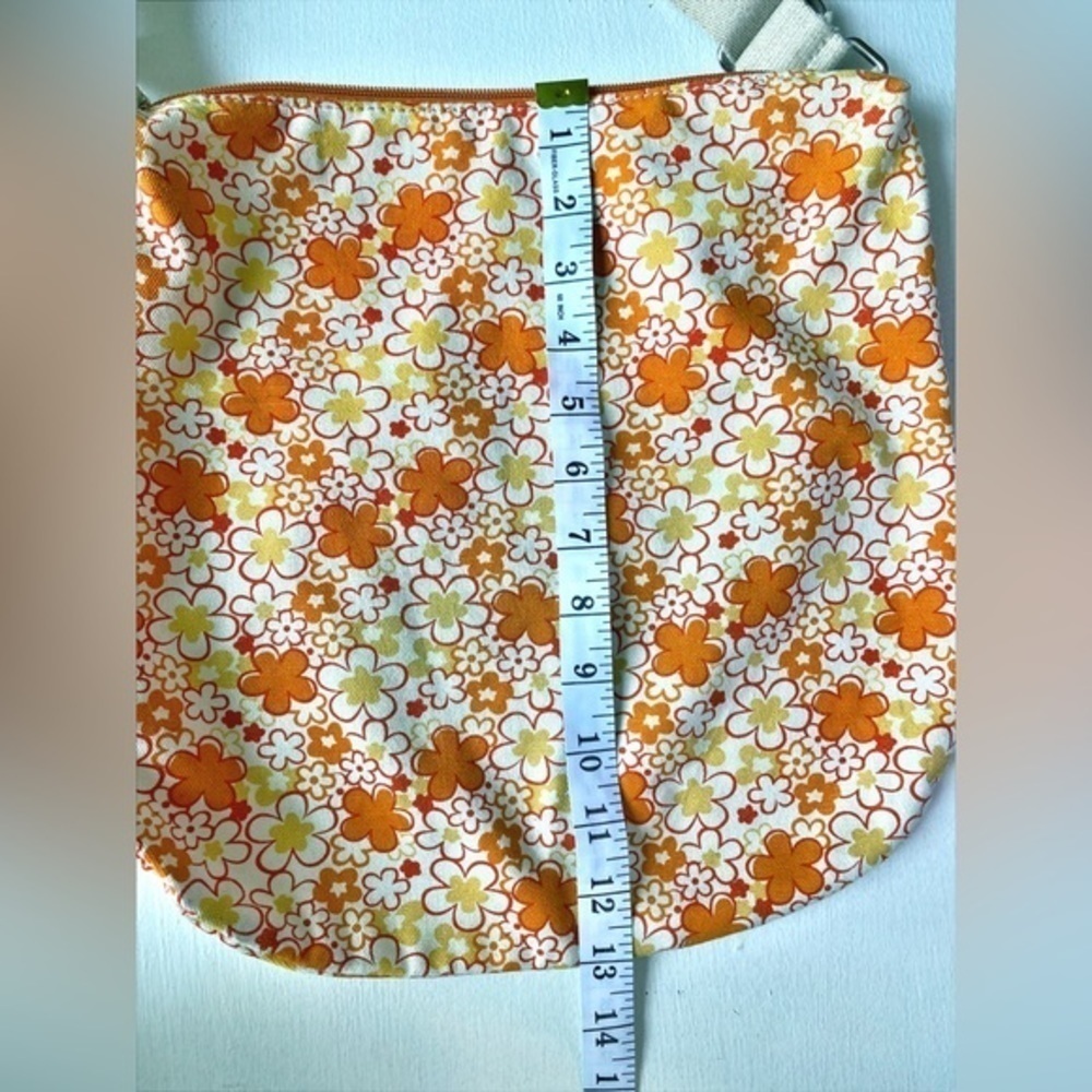Fashion‎ Express Small Orange Retro Floral Crossbody Bag - Picture 10 of 15
